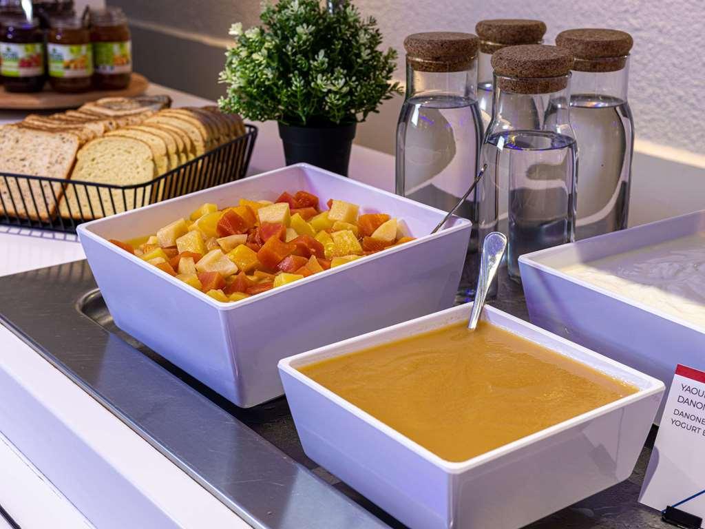 Ibis Budget Nantes Nord Saint Herblain Restoran foto